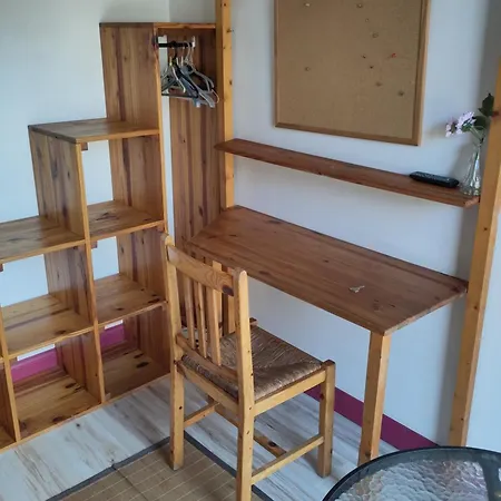 - Studette Independante Zola Nantes