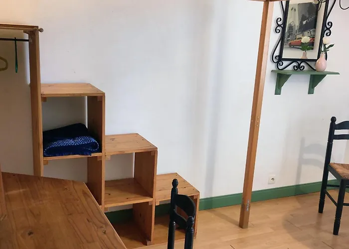 - Studette Independante Zola 아파트호텔